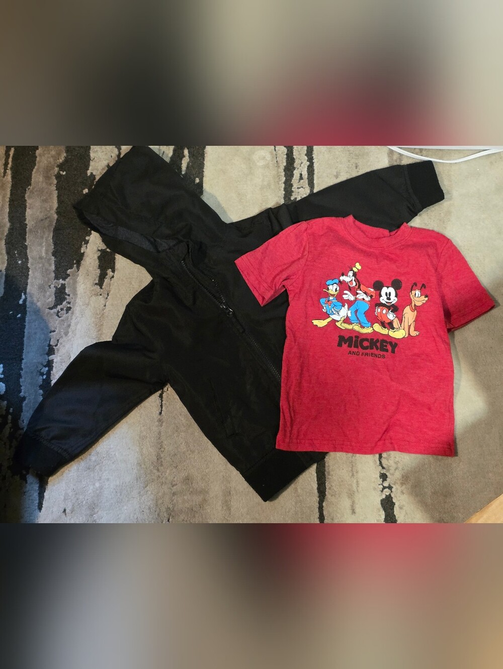 Mickey & Friends Red Kids Tee with Black Hooded Jacket 3ans Duo